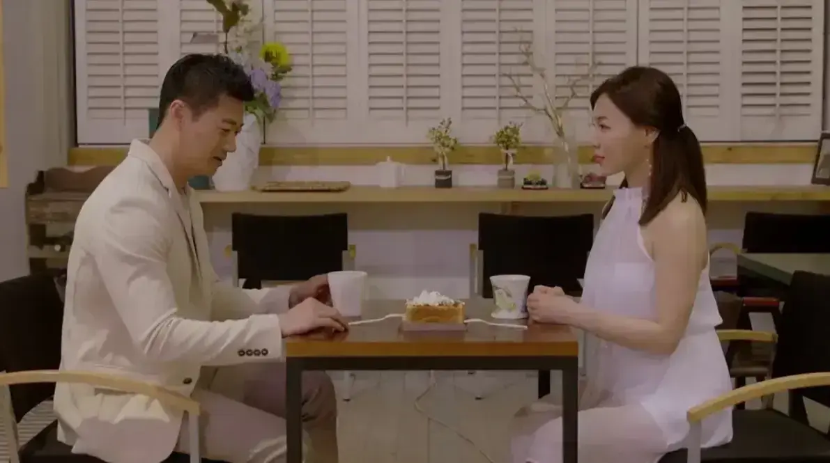 《邻居家妻子》韩国电影未删减1080P韩语中字-我邻居的妻子高清下载-百度网盘夸克迅雷资源全-《邻居家妻子》在线观看